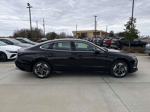 New 2026 Hyundai Sonata SEL FWD image 10