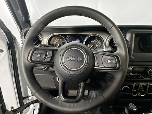 Used 2023 Jeep Wrangler Unlimited Sport AWD/4WD image 11