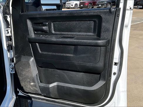Used 2025 RAM 2500 Tradesman w/ Chrome Appearance Group AWD/4WD image 25