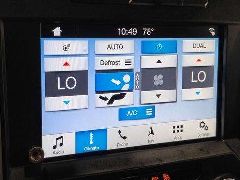 Used 2018 Ford F150 Lariat w/ Equipment Group 502A Luxury AWD/4WD image 47