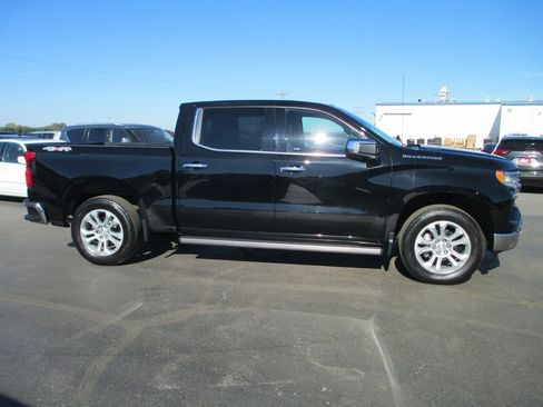 Certified 2022 Chevrolet Silverado 1500 LTZ w/ LTZ Premium Package image 4