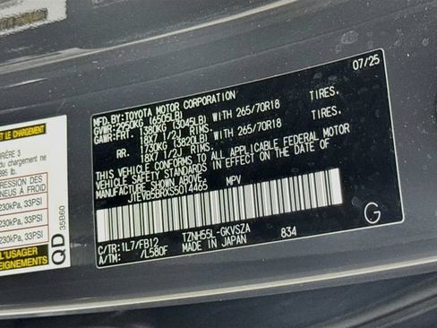 Certified 2025 Toyota 4Runner TRD Off-Road AWD/4WD image 33