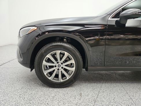 Certified 2026 Mercedes-Benz GLC 300 image 21