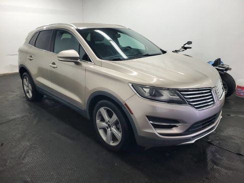 Used 2015 Lincoln MKC AWD image 3