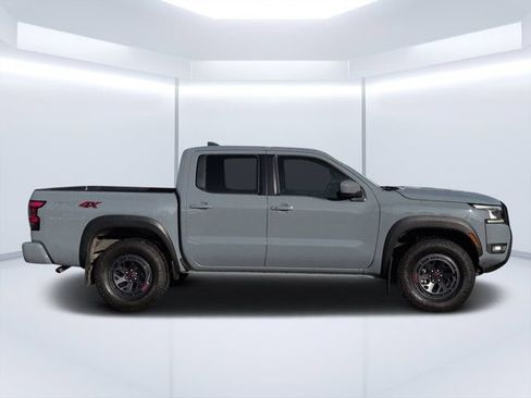 Used 2025 Nissan Frontier PRO-4X w/ Interior Protection Package AWD/4WD image 2