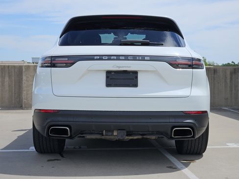 Certified 2022 Porsche Cayenne AWD/4WD image 7