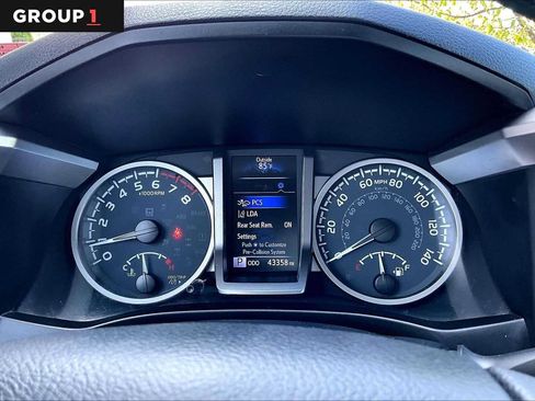 Certified 2023 Toyota Tacoma SR5 AWD/4WD image 26