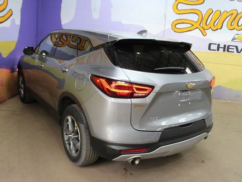 Used 2025 Chevrolet Blazer LT FWD image 6
