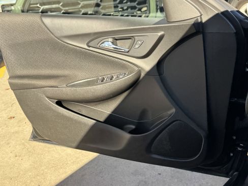 Used 2024 Chevrolet Malibu LT image 23