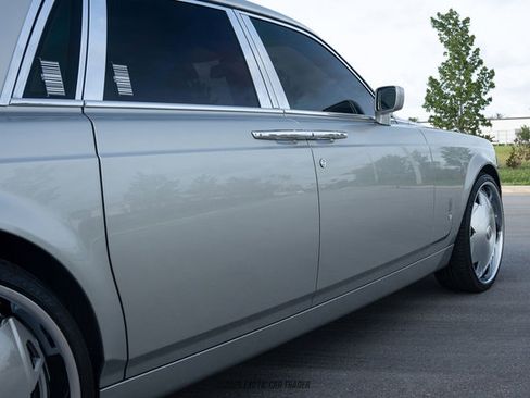 Used 2005 Rolls-Royce Phantom Sedan RWD image 69