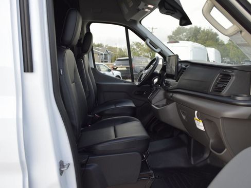 New 2026 Ford Transit 250 148 Medium Roof w/ Load Area Protection Package image 22