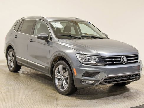 Used 2021 Volkswagen Tiguan SEL image 6
