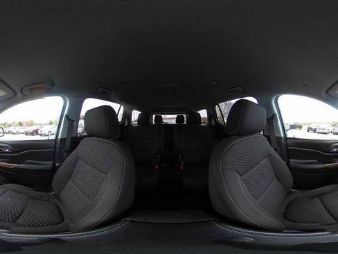 Used 2017 GMC Acadia SLE w/ Driver Alert Package I image 27