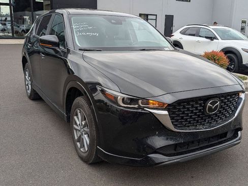 Used 2025 MAZDA CX-5 AWD 2.5 S w/ Preferred Package image 4