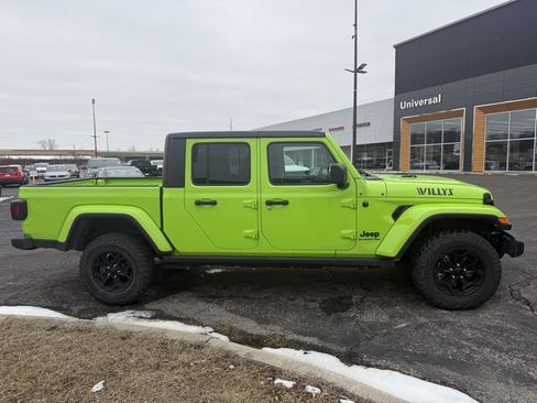 Used 2021 Jeep Gladiator Willys image 5