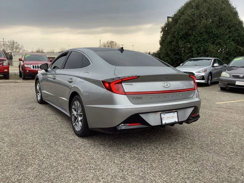 Used 2020 Hyundai Sonata SEL w/ Convenience + Sunroof Package image 8