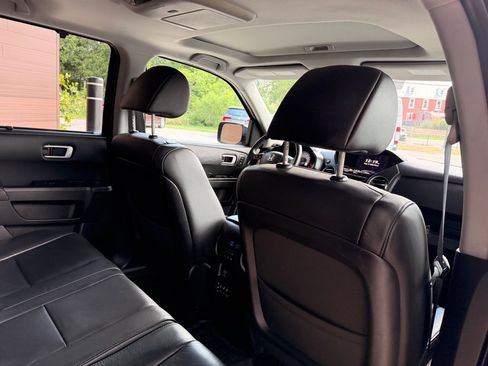 Used 2015 Honda Pilot Touring image 15