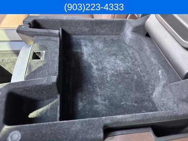 Used 2025 RAM 2500 Limited AWD/4WD image 35