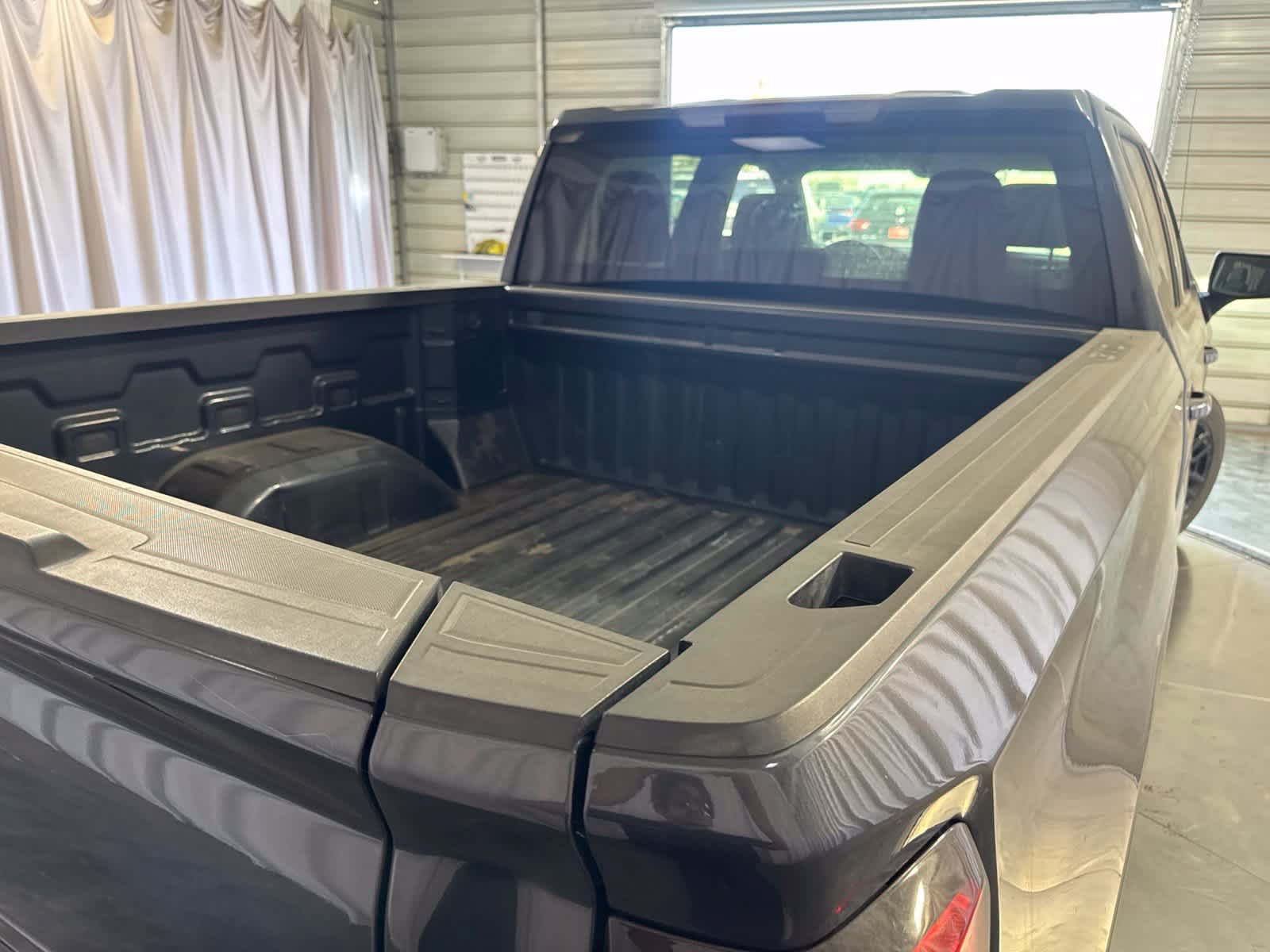 Used 2021 GMC Sierra 1500 Elevation RWD image 13