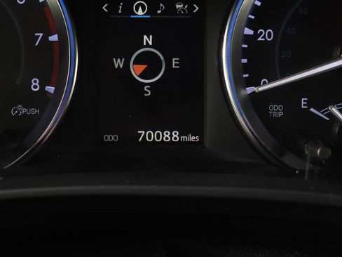 Used 2016 Toyota Highlander Limited Platinum AWD/4WD image 22