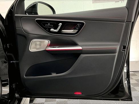 Used 2026 Mercedes-Benz GLC 43 AMG 4MATIC image 25