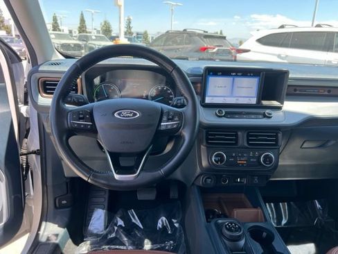 Used 2022 Ford Maverick Lariat FWD image 15