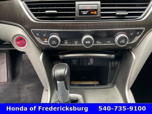 Certified 2018 Honda Accord Touring image 31
