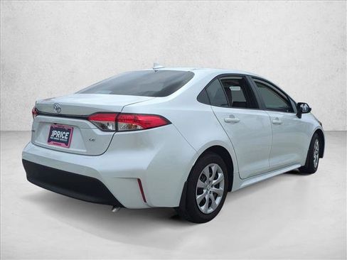 Certified 2026 Toyota Corolla LE FWD image 5