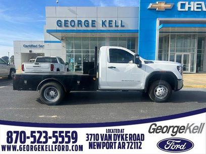 Used 2024 GMC Sierra 3500 Pro w/ Convenience Package