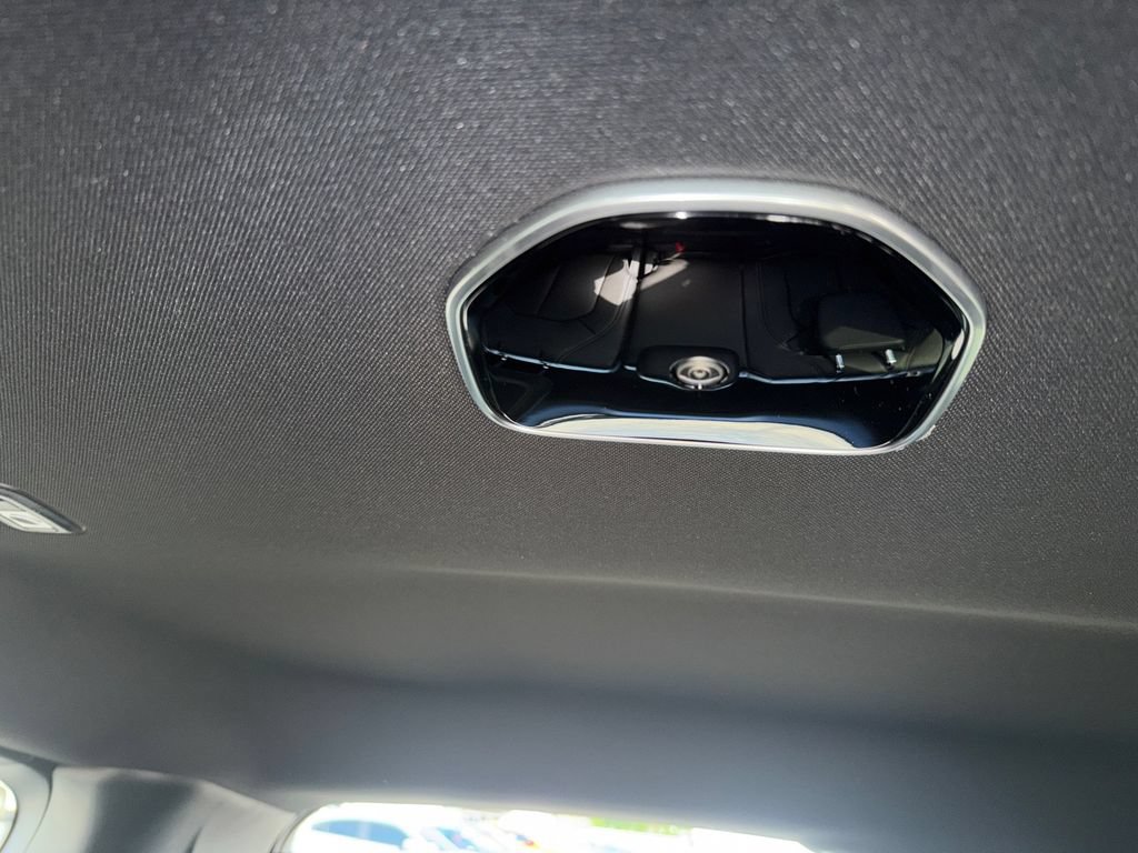 New 2027 Chrysler Pacifica Select w/ Family Tech Group FWD image 12
