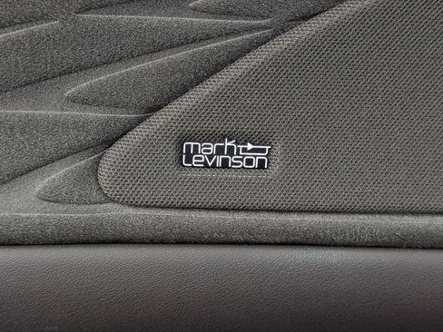 Certified 2025 Lexus RX 350 w/ Luxury Package image 20