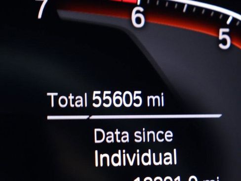 Used 2022 BMW 530i xDrive w/ Premium Package image 16