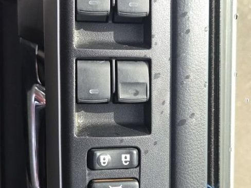 Used 2021 Toyota 4Runner SR5 AWD/4WD image 25