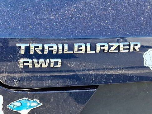 Used 2023 Chevrolet TrailBlazer LT w/ Convenience Package AWD/4WD image 10