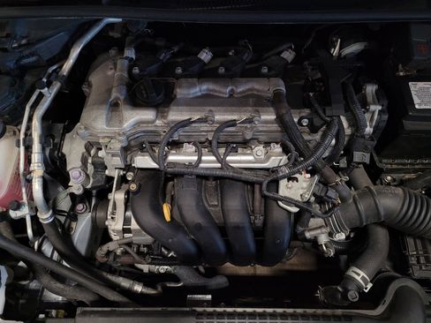 Used 2020 Toyota Corolla LE FWD image 30