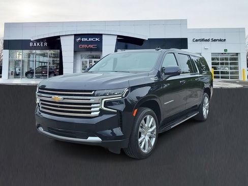 Used 2024 Chevrolet Suburban High Country w/ Max Trailering Package AWD/4WD image 1