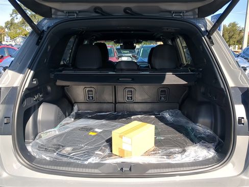 Certified 2026 Subaru Forester Premium image 9