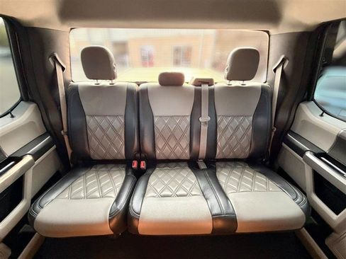Used 2018 Ford F250 XLT w/ XLT Value Package AWD/4WD image 11