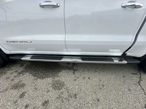 Used 2023 GMC Sierra 1500 Denali w/ Technology Package image 36