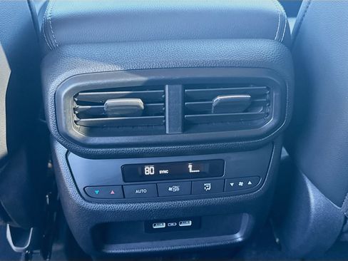 Used 2023 Honda Pilot EX-L image 22