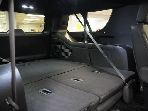 Used 2024 Chevrolet Suburban High Country w/ Advanced Technology Package AWD/4WD image 39