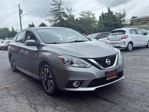 Used 2017 Nissan Sentra SR FWD image 3