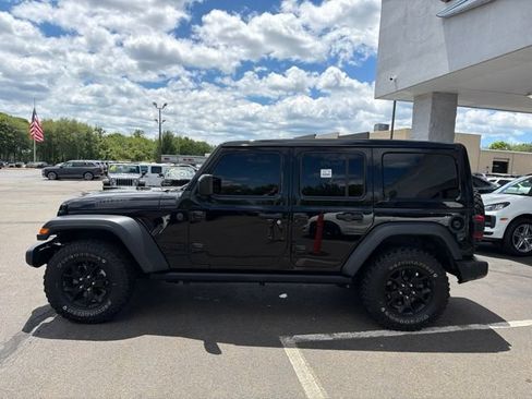 Used 2023 Jeep Wrangler Unlimited Sport AWD/4WD image 8