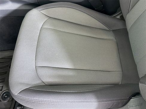 Used 2025 Subaru Crosstrek 2.0i Premium image 18