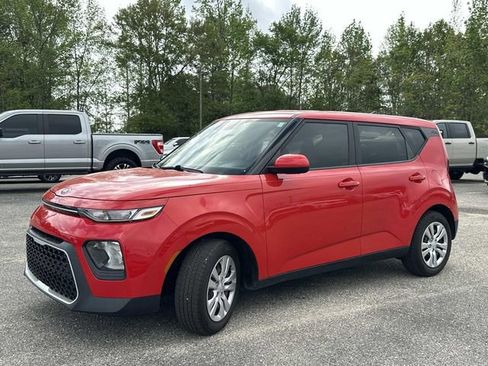 Used 2021 Kia Soul LX FWD image 16