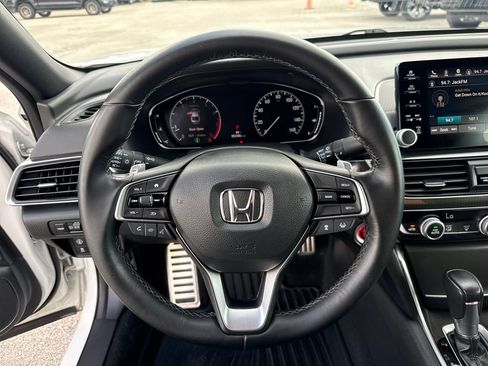 Used 2019 Honda Accord Sport image 14