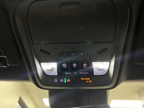 Used 2024 Cadillac XT4 Sport image 23