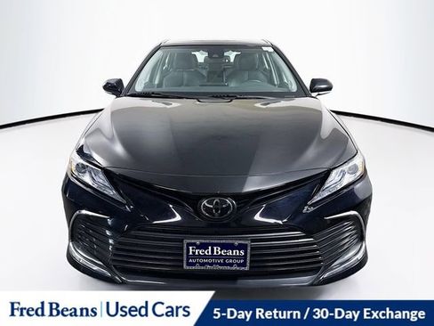Used 2023 Toyota Camry XLE w/ Navigation Package image 2