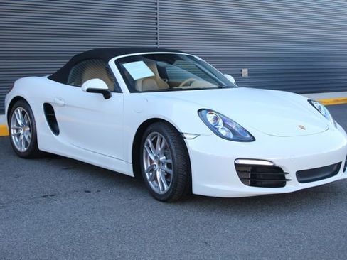 Used 2015 Porsche Boxster S image 23