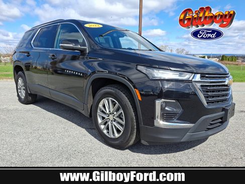 Used 2022 Chevrolet Traverse LT AWD/4WD image 1